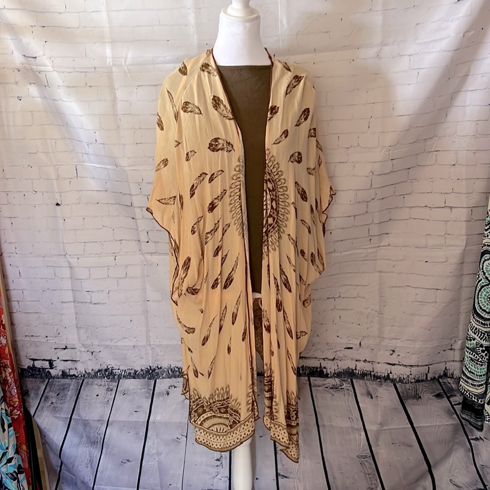 American Rag Boho Gypsy western western/native  XL. Tan with brown feathers.